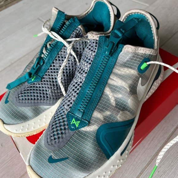 NEVER WORN: Nike Paul George 4 basketball Sneaker -unisex - Picture 8 of 10